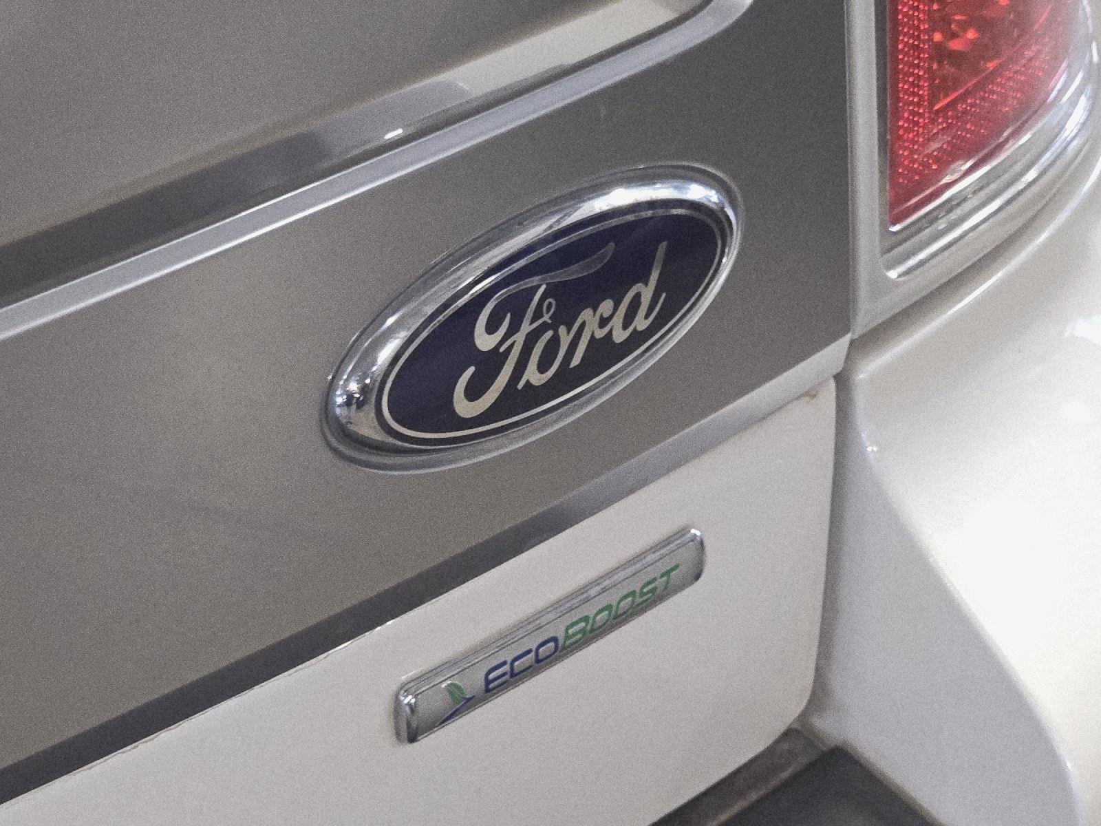 Used 2019 White Platinum Metallic Tri-Coat Ford Limited EcoBoost image 57