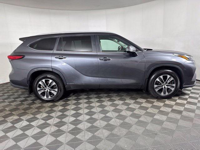 Used 2023 Gray Toyota XLE image 2