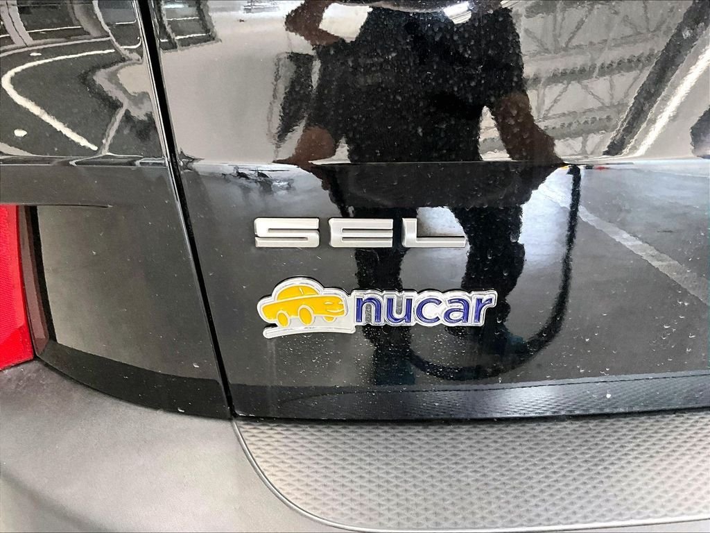 Used 2022 Black Metallic Ford SEL image 27
