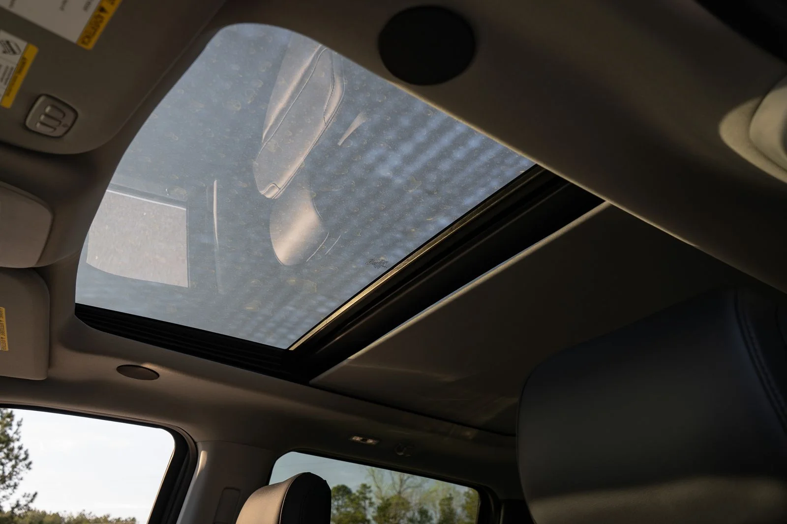 New 2026 Carbonized Gray Metallic Ford F-350® Lariat® image 30