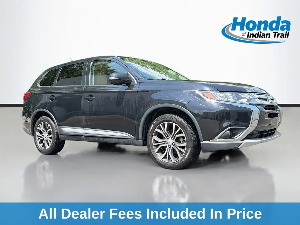 2016 Mitsubishi Outlander SE FWD's photo