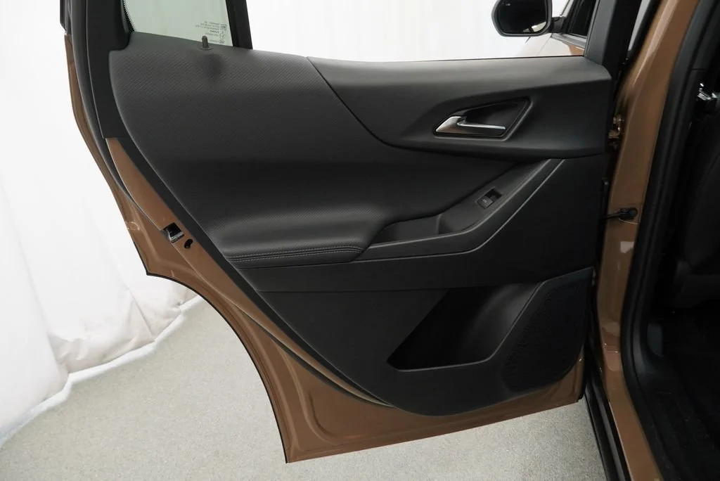 2027 Chevrolet Equinox LT - Photo 24