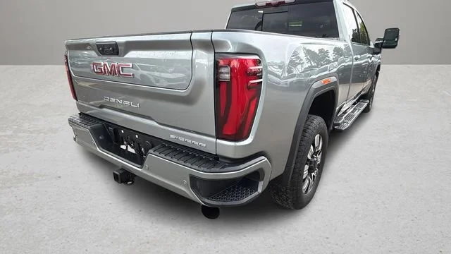Used 2025 Sterling Metallic GMC Denali image 34