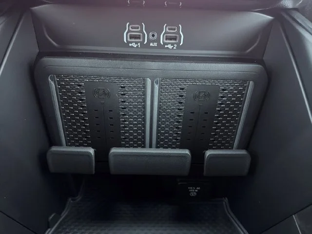 New 2027 Ceramic Gray Clear-Coat Exterior Paint RAM Laramie image 25