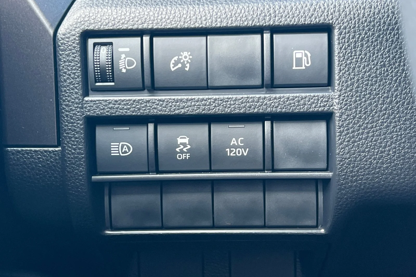 2025 Toyota 4Runner TRD Off-Road - Photo 29