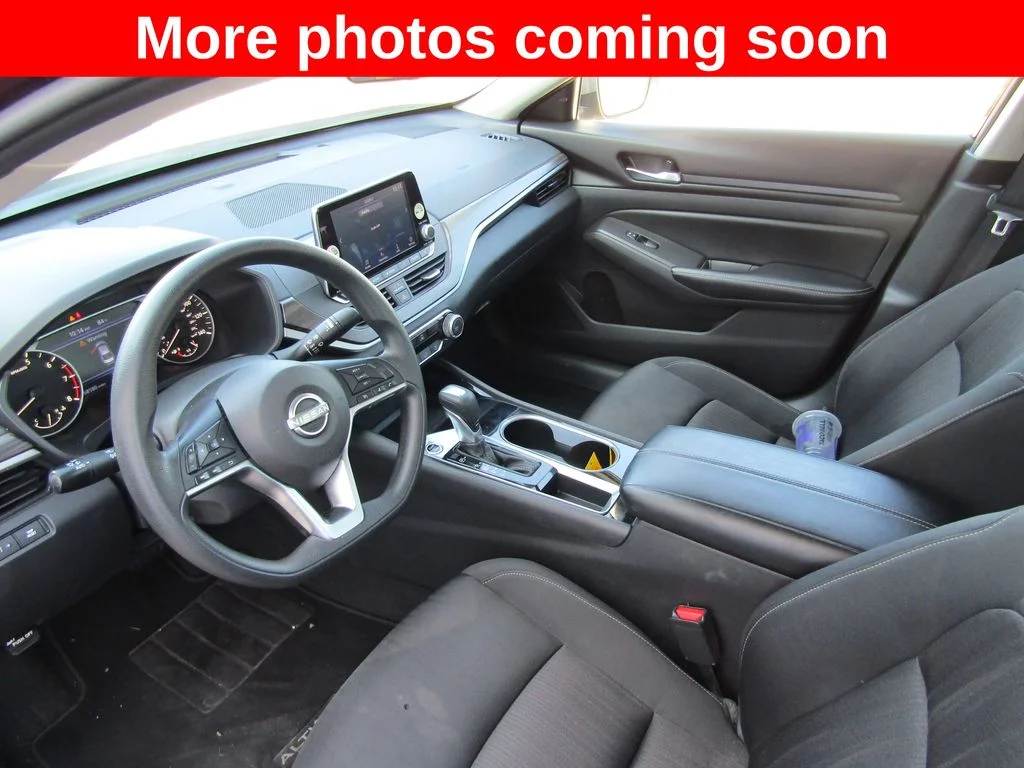 Used 2024 Red Nissan 2.5 SV image 11