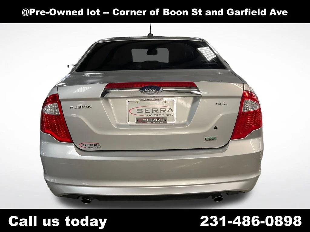 Used 2010  Ford SEL image 4