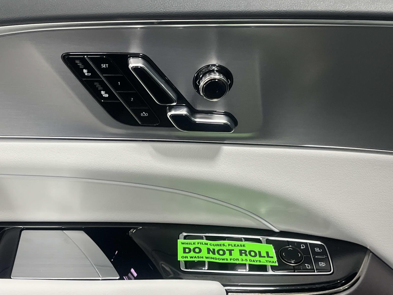 2027 Cadillac LYRIQ Sport - Photo 16