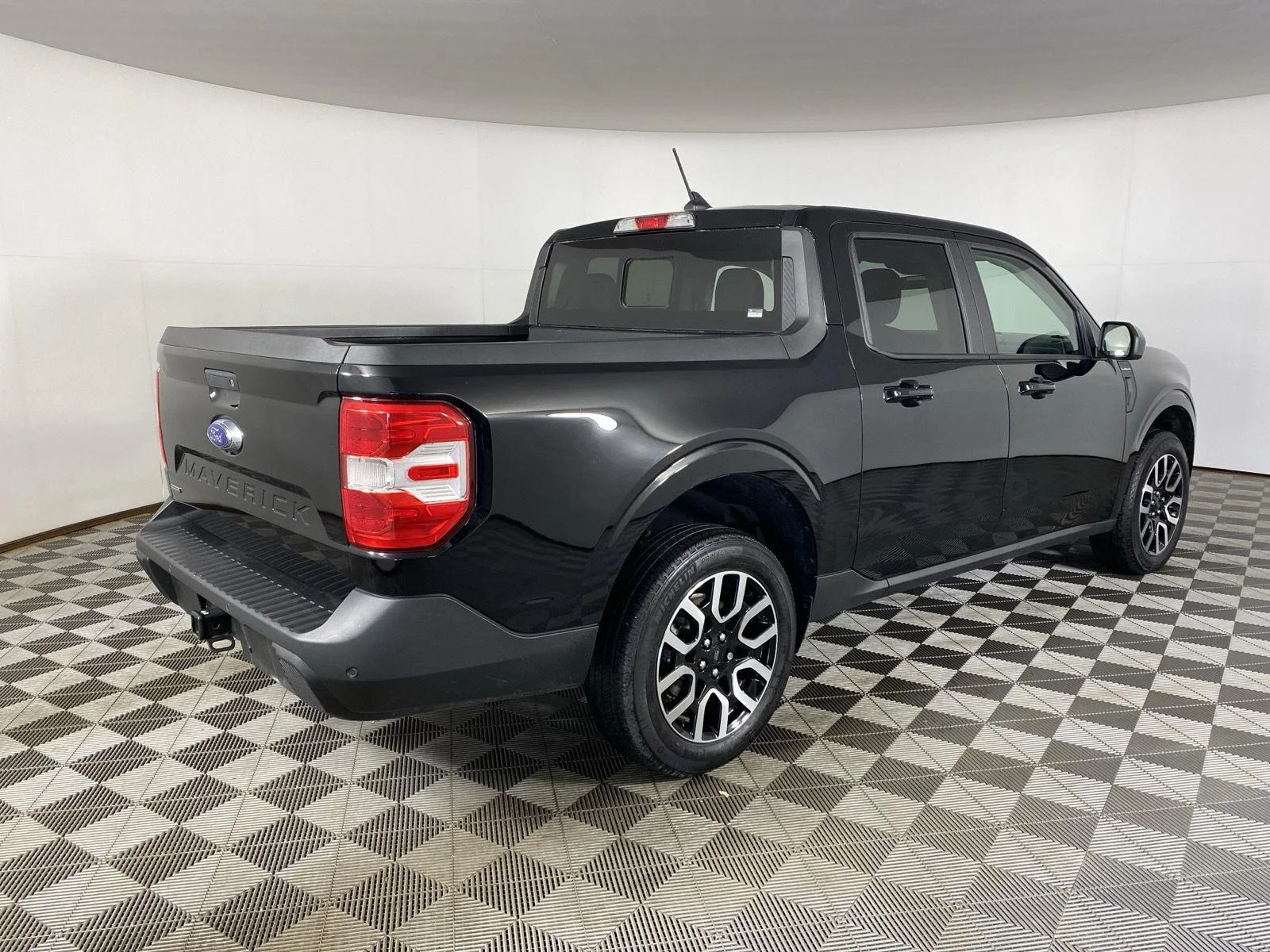 Used 2024 Shadow Black Ford LARIAT image 8