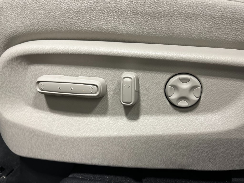 2026 Honda Odyssey EX-L - Photo 13