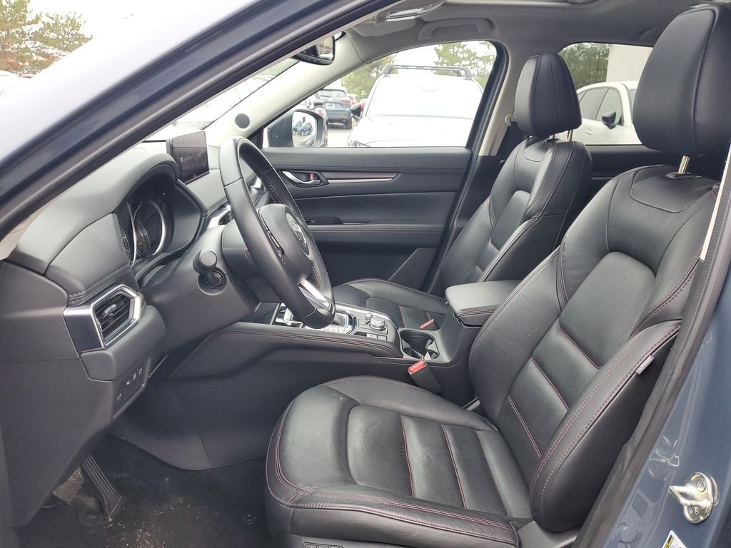 Used 2025 Gray Metallic Mazda 2.5 S Carbon Edition image 11