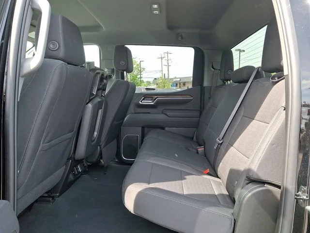 Used 2025 Black Chevrolet LT image 10