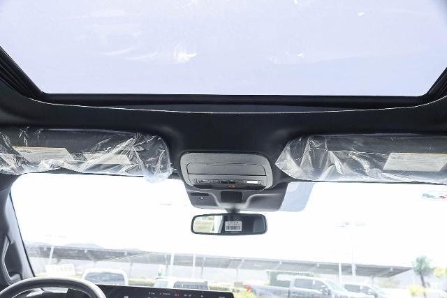 New 2026 Star White Metallic Tri-Coat Ford Tremor® image 53
