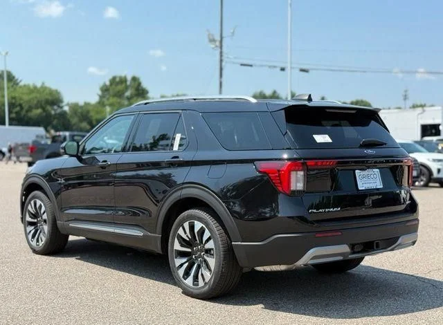 New 2026 Agate Black Metallic Ford Platinum™ image 9