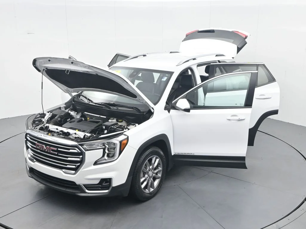 Certified Used 2024 Summit White GMC SLT image 42