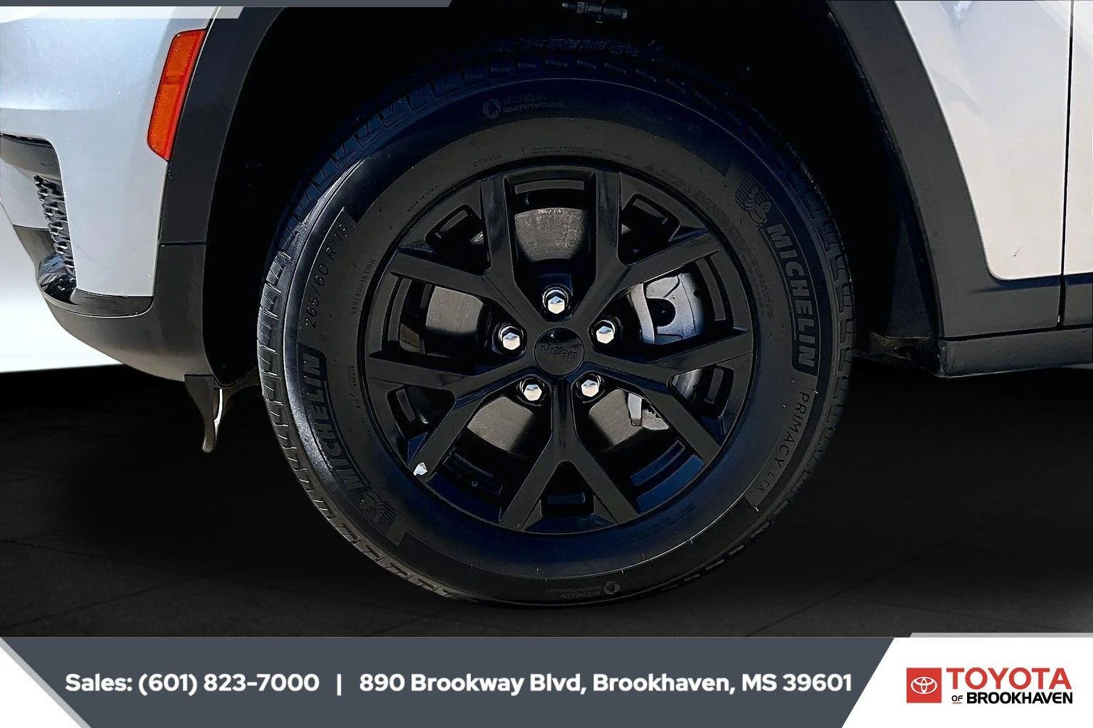 Used 2025 Silver Zynith Jeep Altitude X image 7