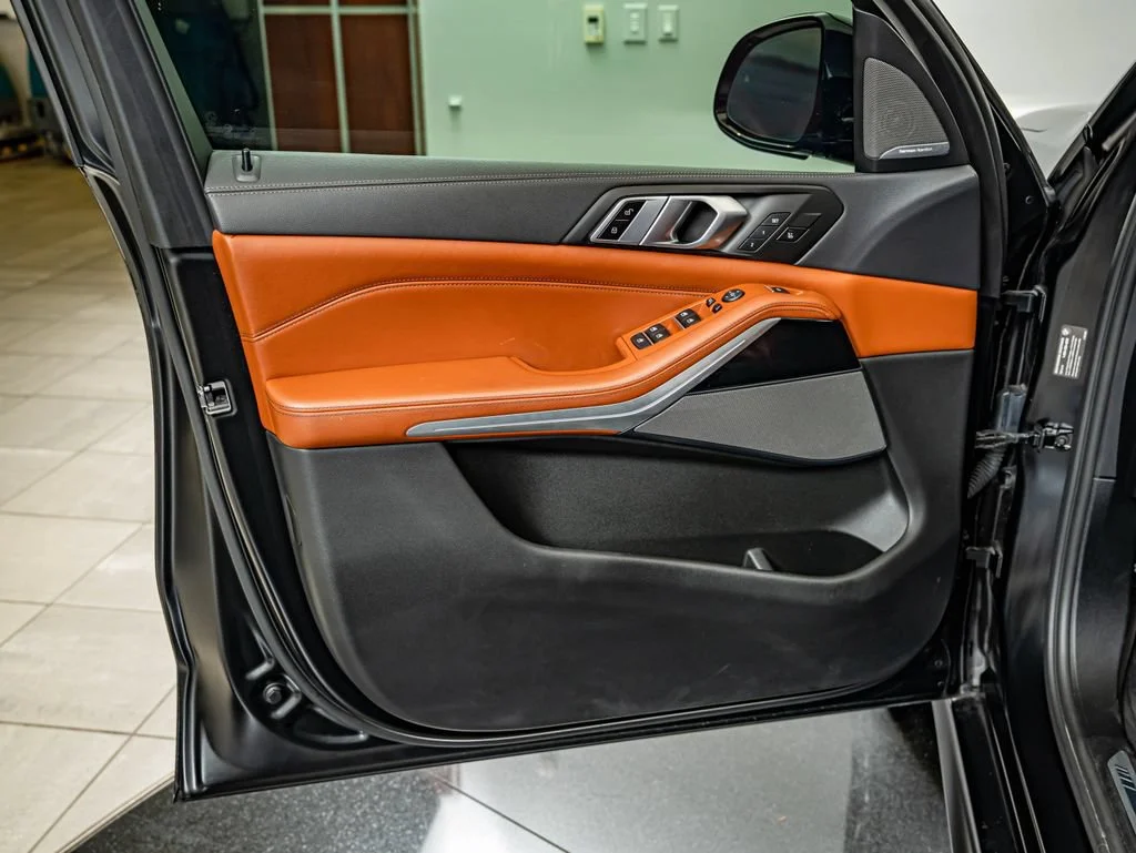 Used 2023 Special Order Color BMW M50i image 19