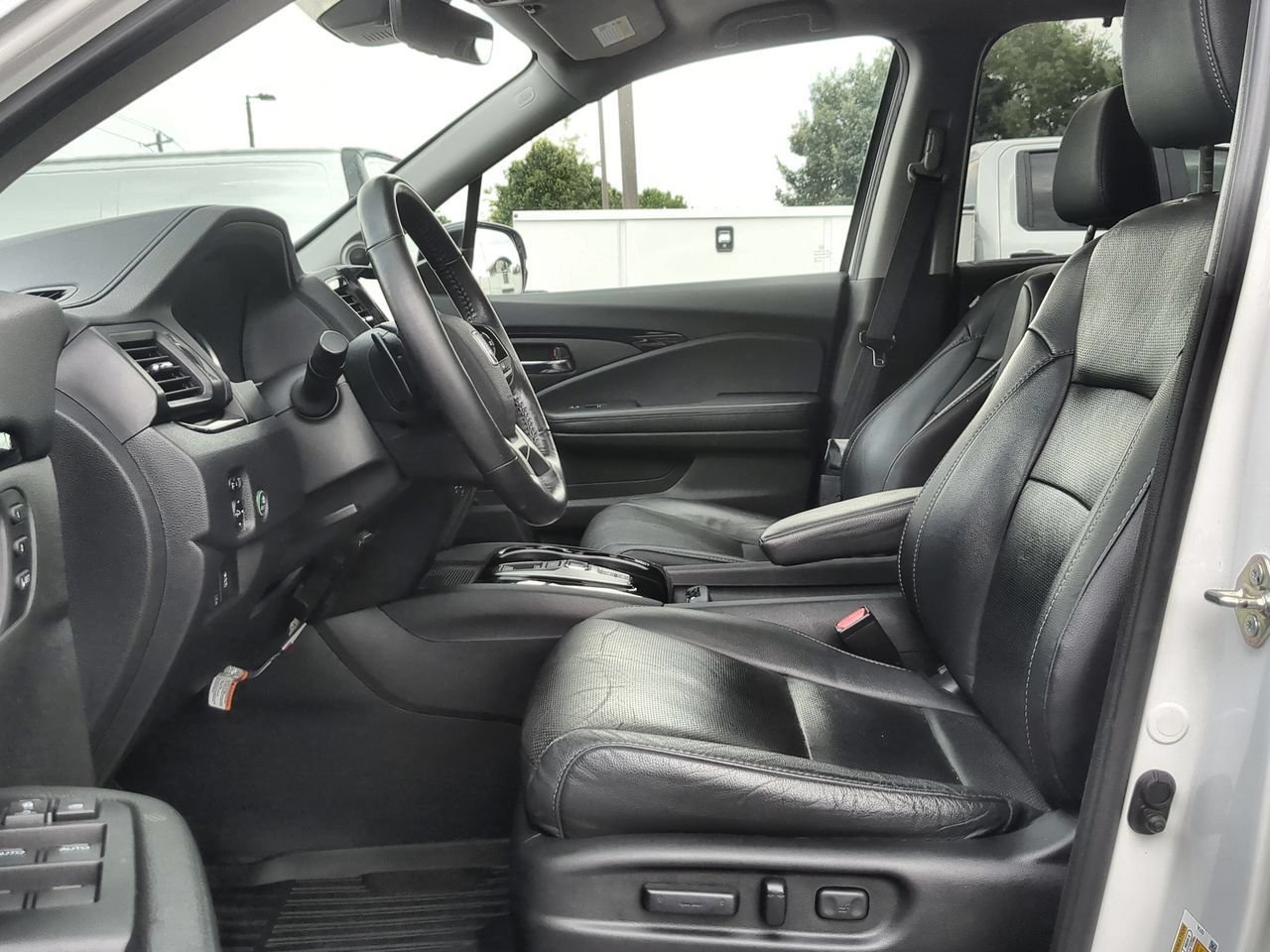 Used 2020 White Honda Elite image 19