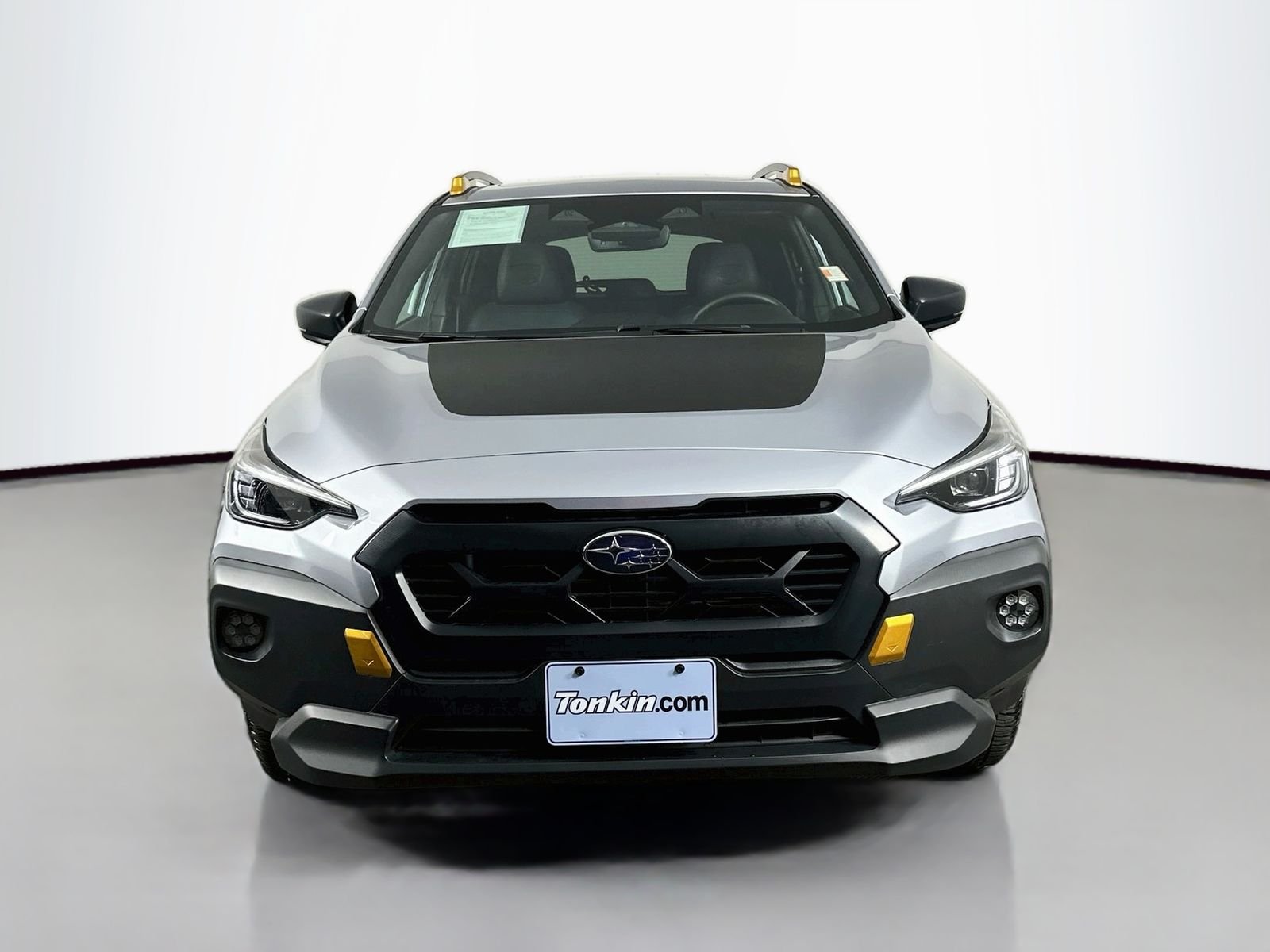 Used 2025 Ice Silver Metallic Subaru Wilderness image 2