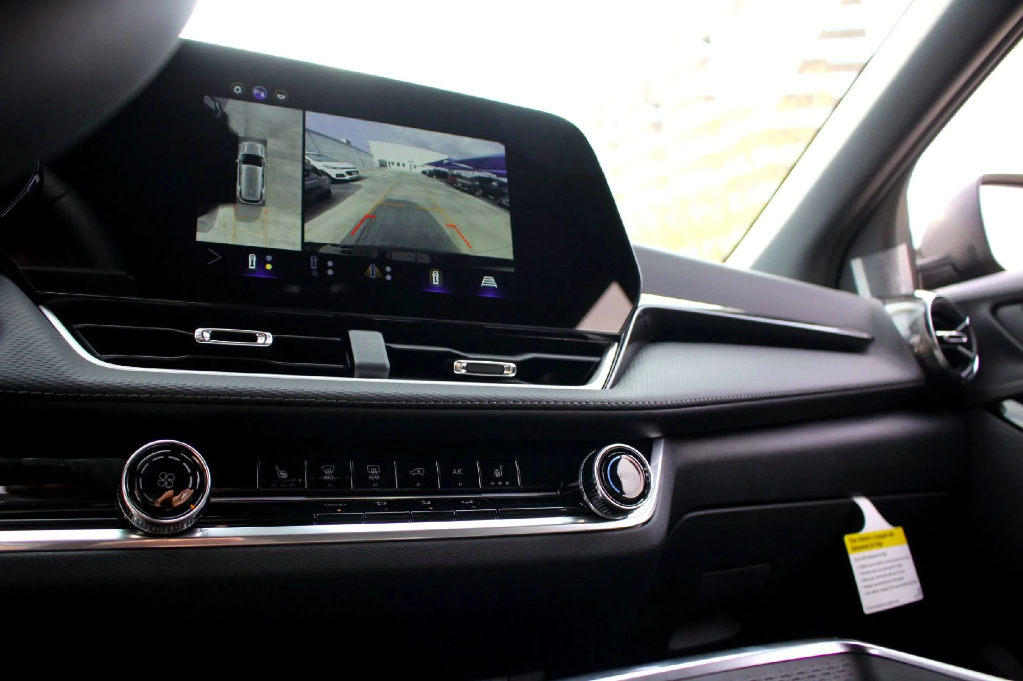2026 Chevrolet Equinox LT - Photo 9