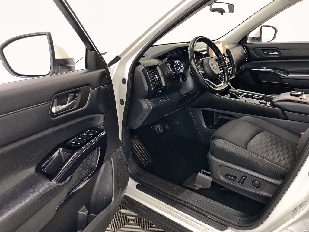 2022 Nissan Pathfinder SV - Photo 24