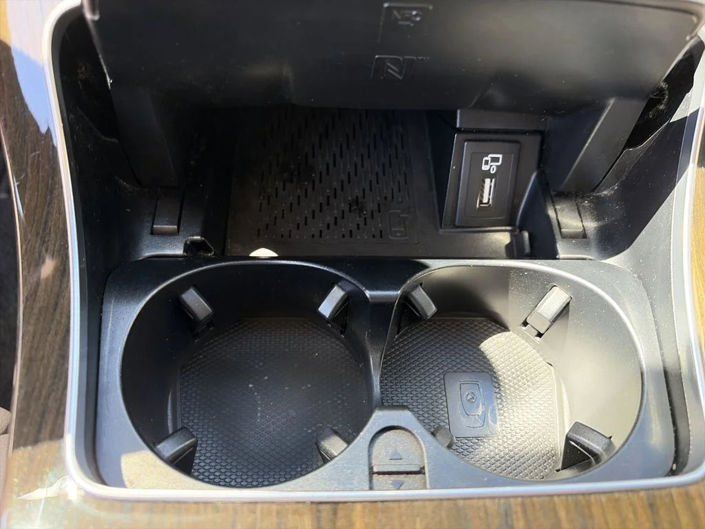 Used 2021  Mercedes-Benz C 300 image 26