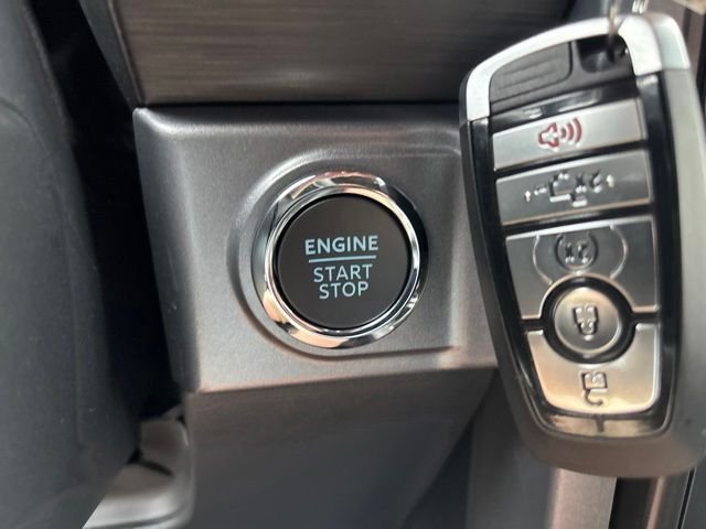 New 2026 Oxford White Ford T-Sport XLT image 22