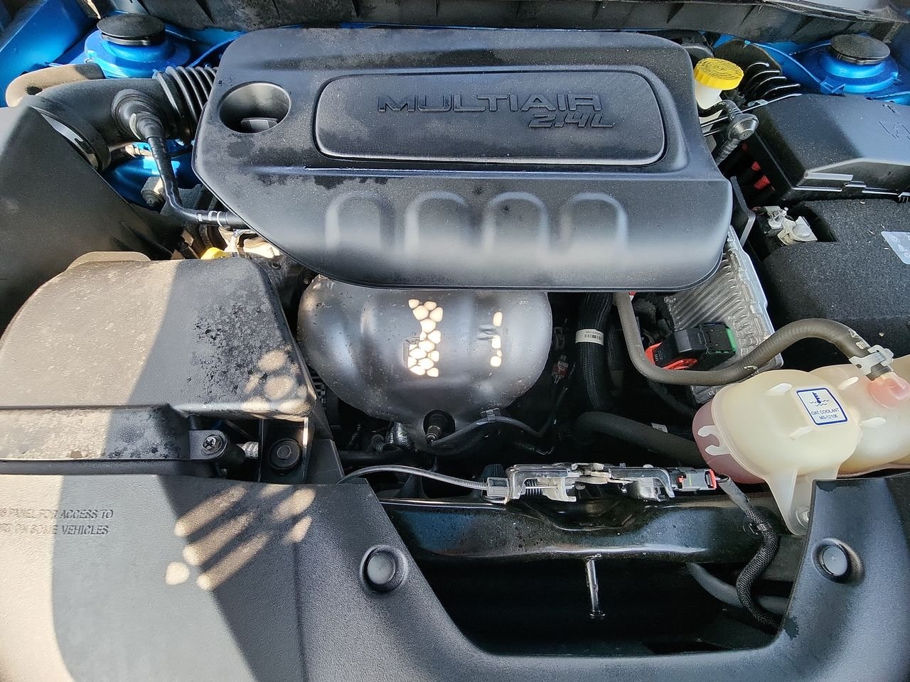 Used 2023 Hydro Blue Pearlcoat Jeep Altitude Lux image 26