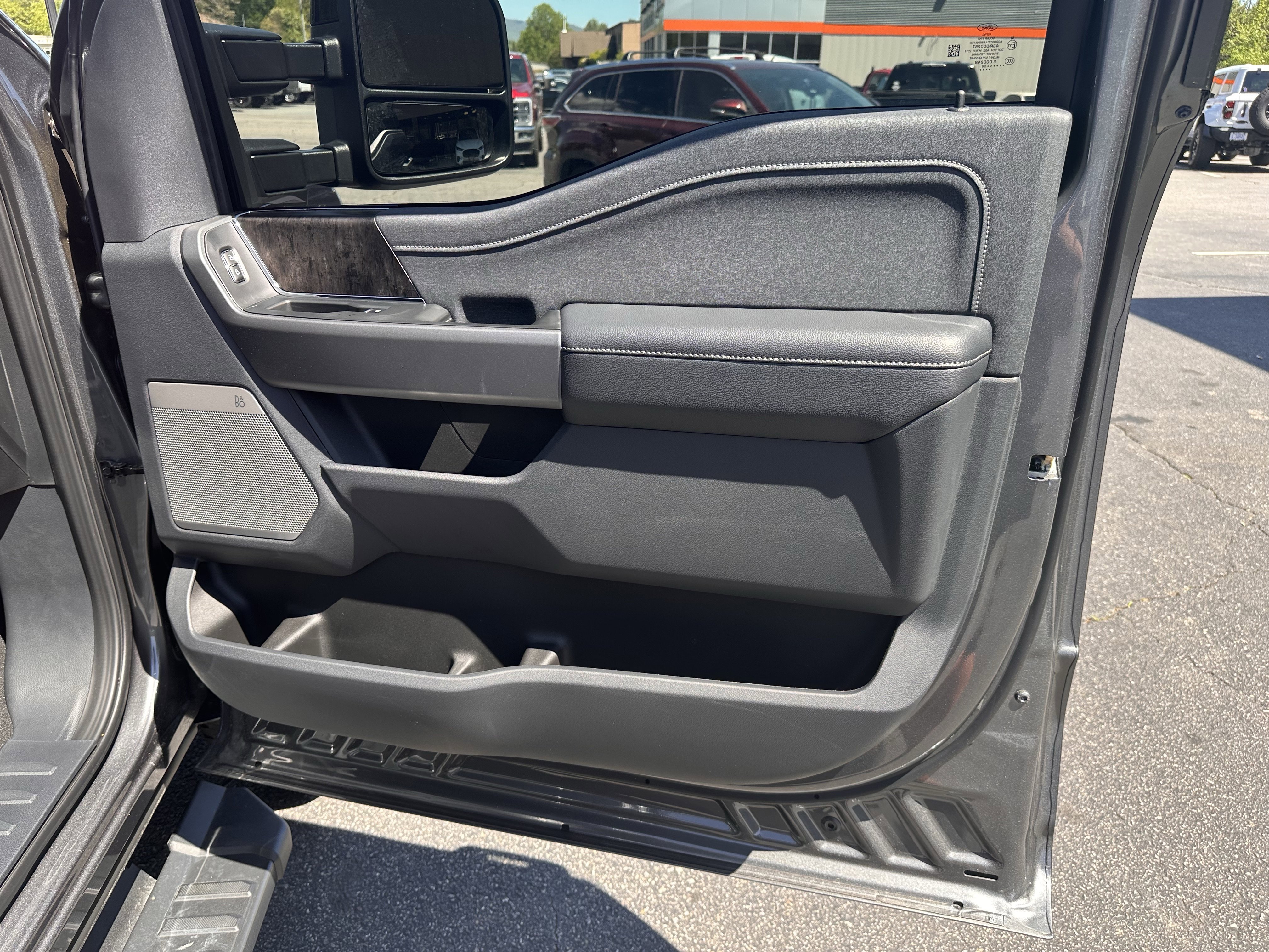 New 2026 Carbonized Gray Metallic Ford F-250® Lariat® image 14