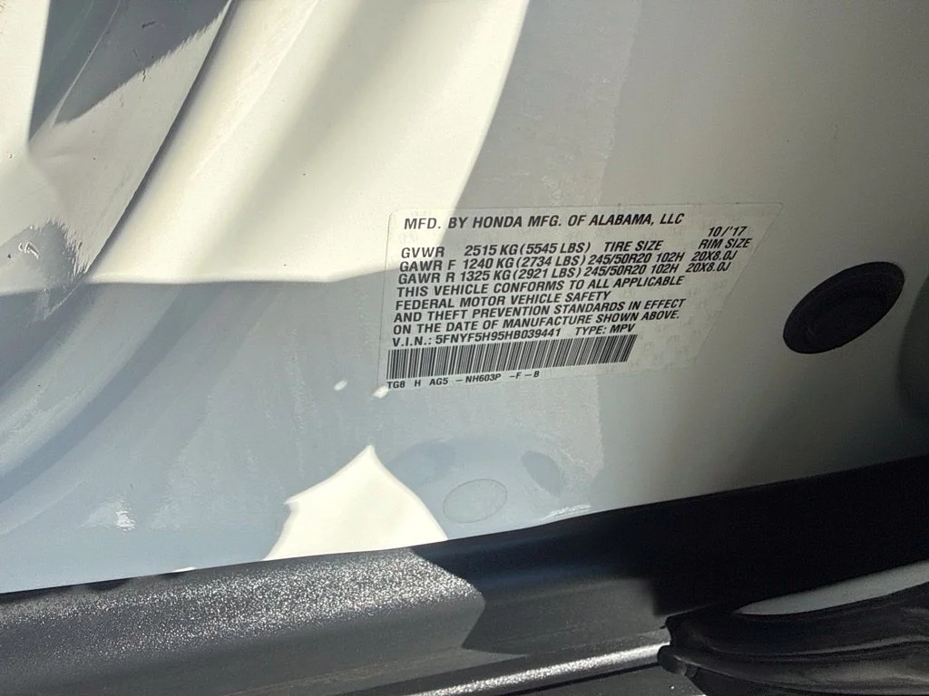 Used 2017  Honda Touring image 32
