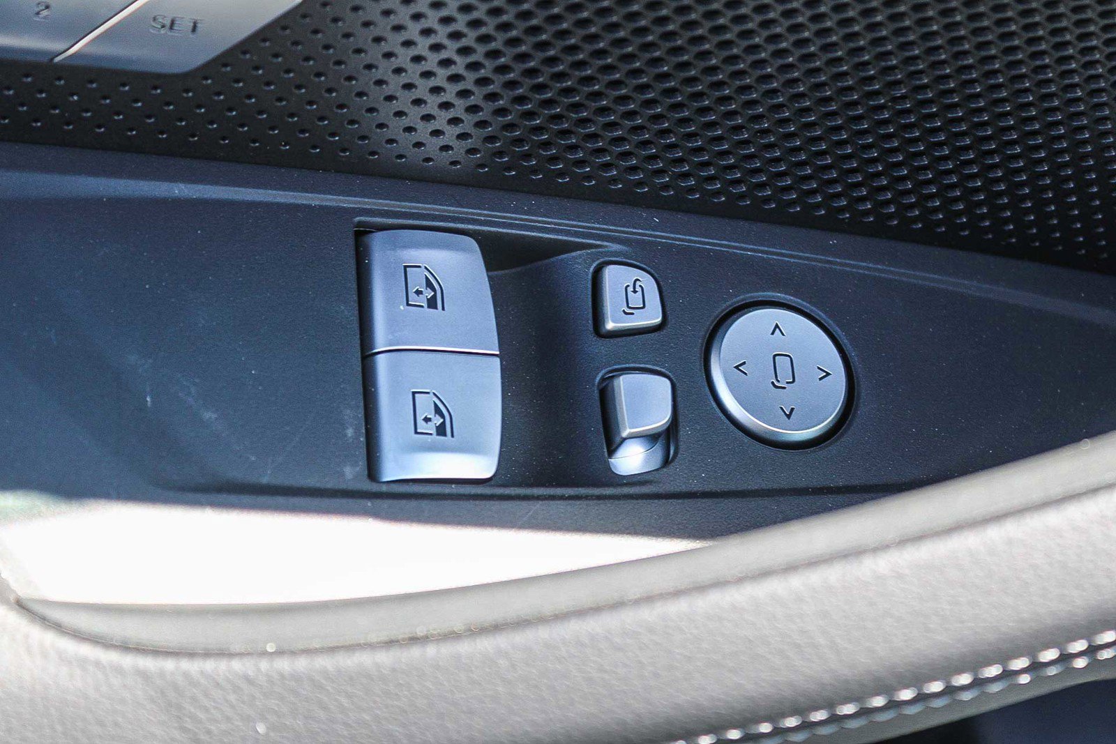 2025 BMW 4 Series 430i - Photo 20