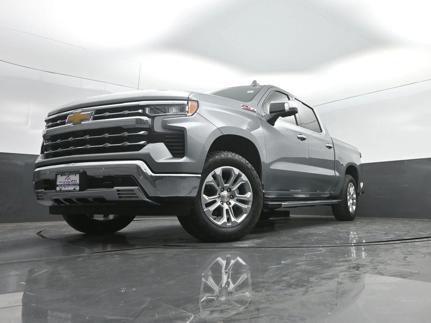 Used 2025 Sterling Gray Metallic Chevrolet LTZ image 51