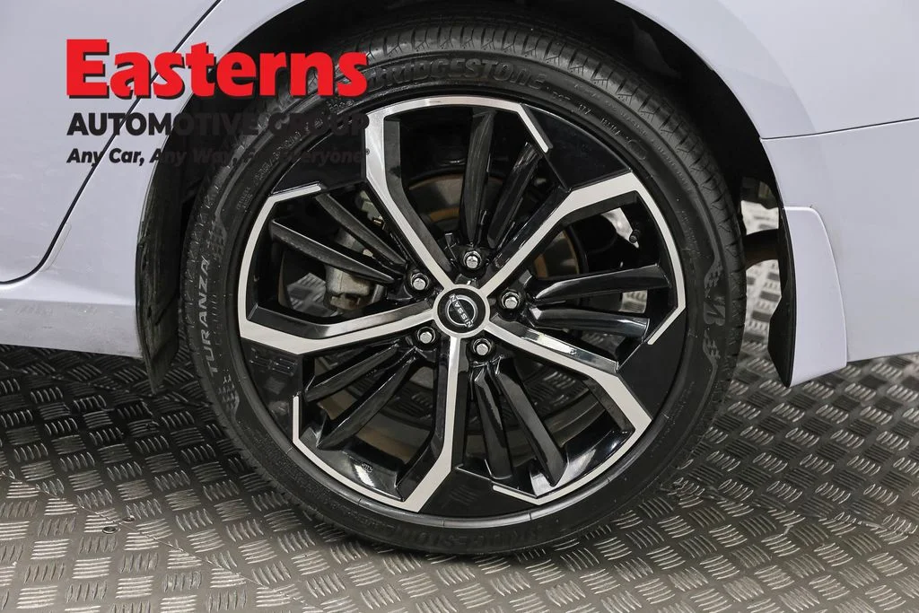 Used 2025 Gray Nissan 2.5 SR image 33
