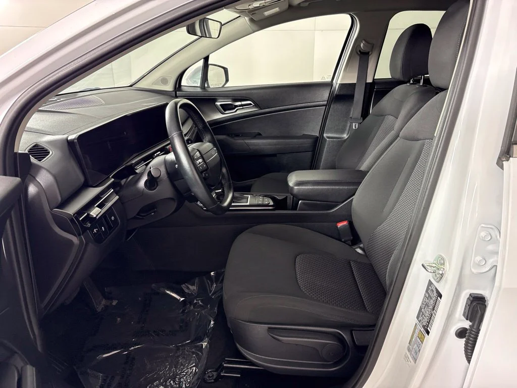 Used 2026 White Kia LX image 24