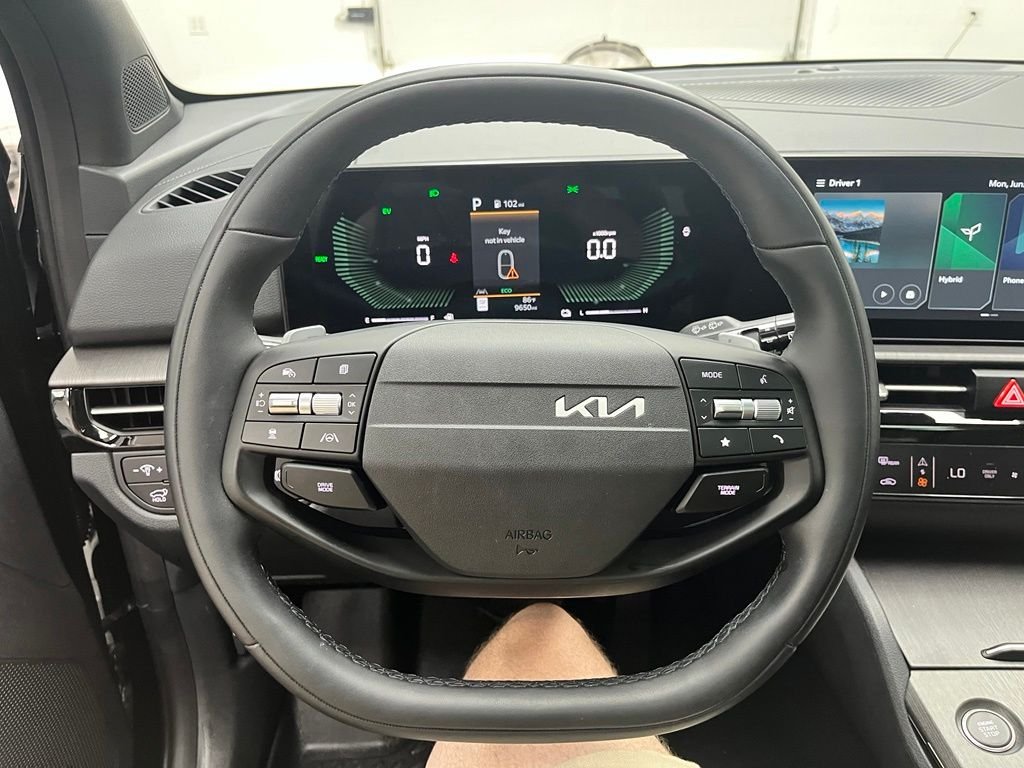 Used 2026 Black Kia X-Line image 23