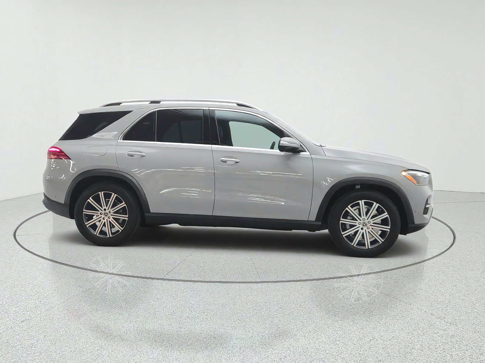 New 2026 MANUFAKTUR Alpine Grey Mercedes-Benz GLE 350 SUV image 25