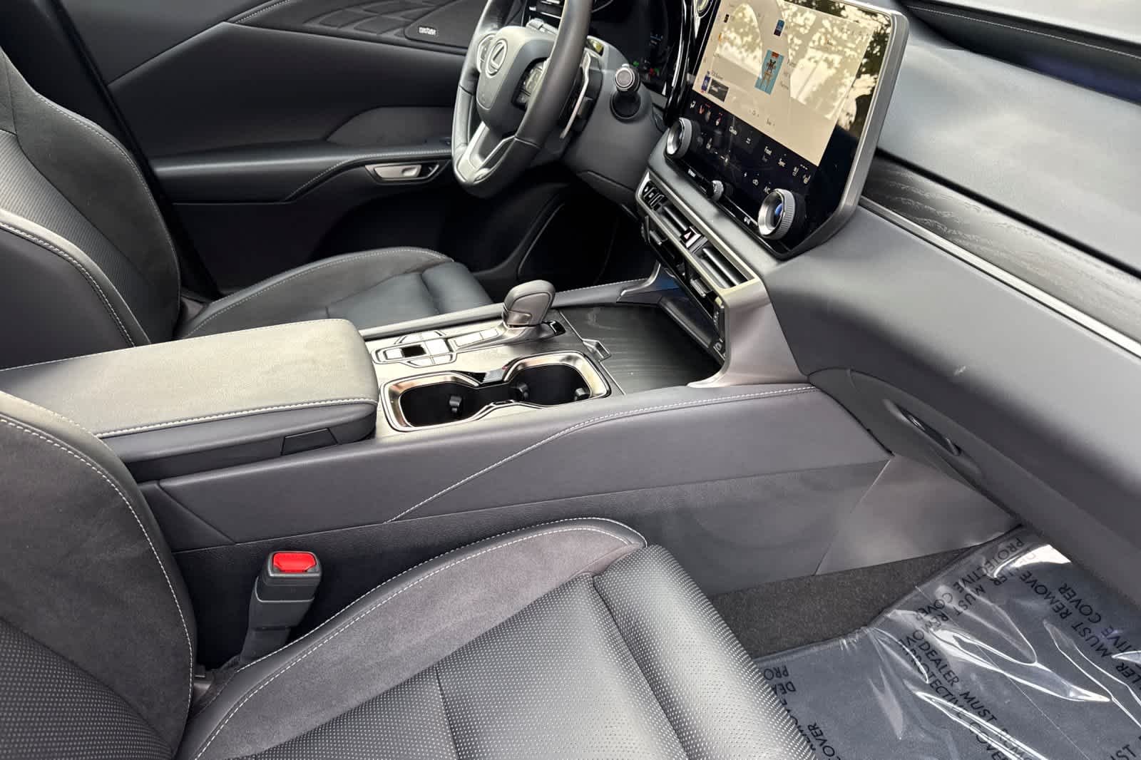 Certified Used 2025 Eminent White Pearl Lexus Luxury image 17