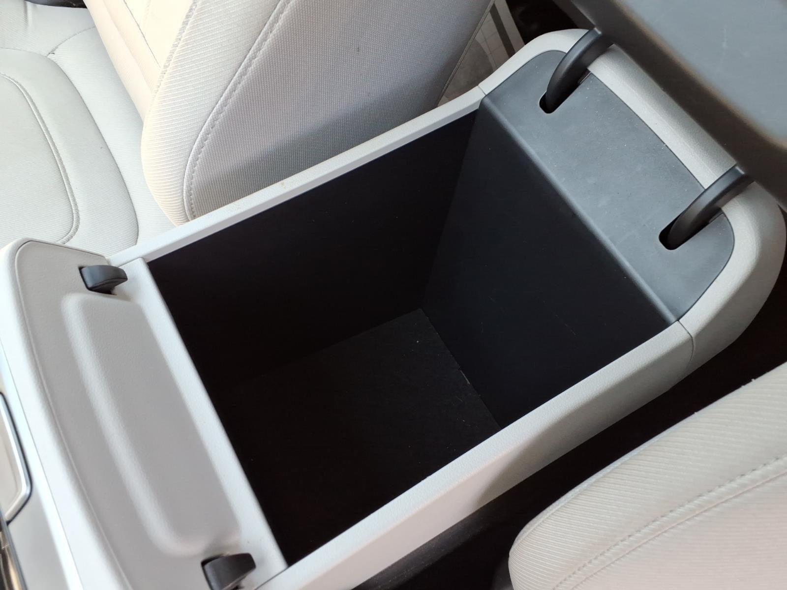 Used 2025 Atlantis Blue Hyundai SEL image 23