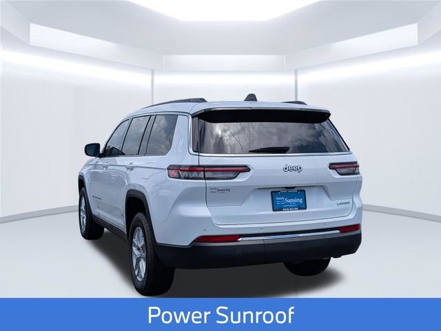 New 2026 Bright White Clear-Coat Exterior Paint Jeep Laredo X image 3