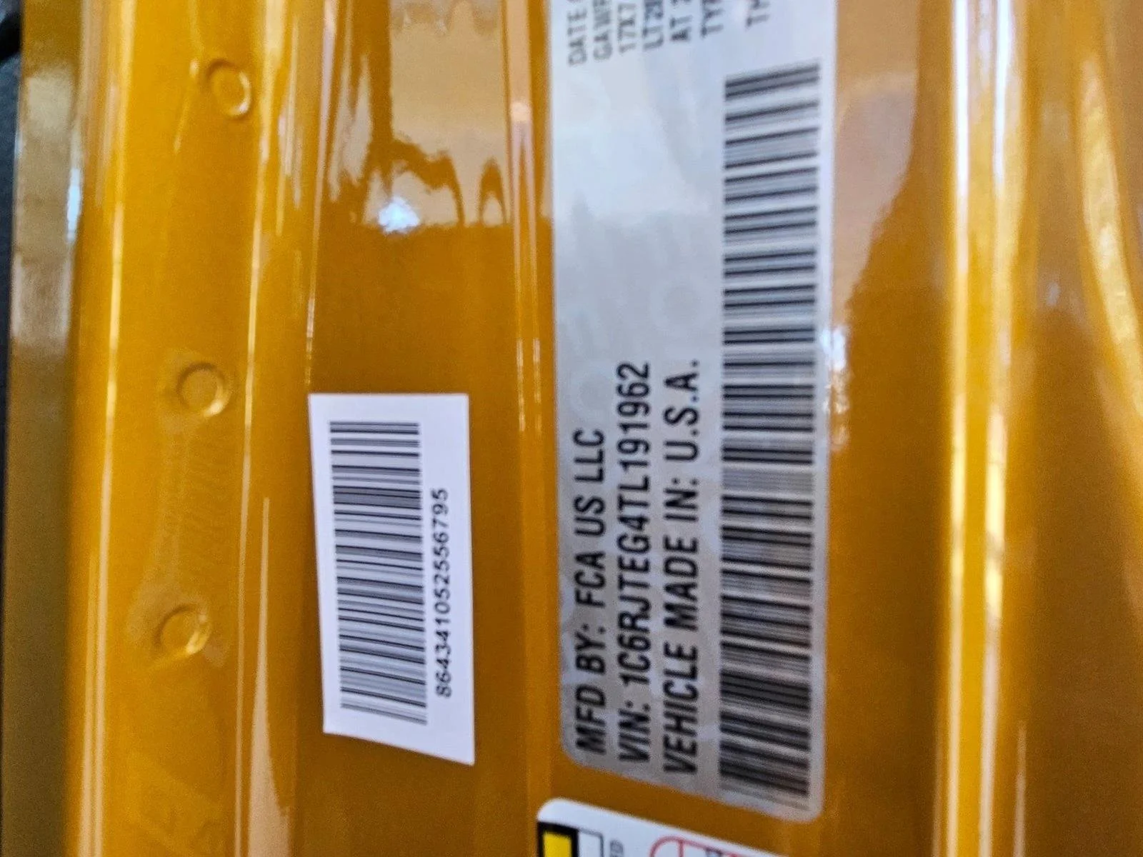 New 2026 Goldilocks Exterior Paint Jeep Mojave X image 17