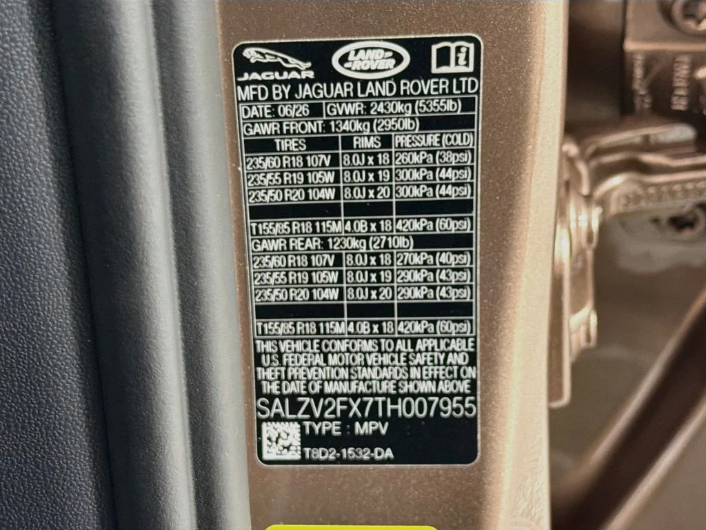 New 2026 Corinthian Bronze Land Rover Hoxton Edition image 34