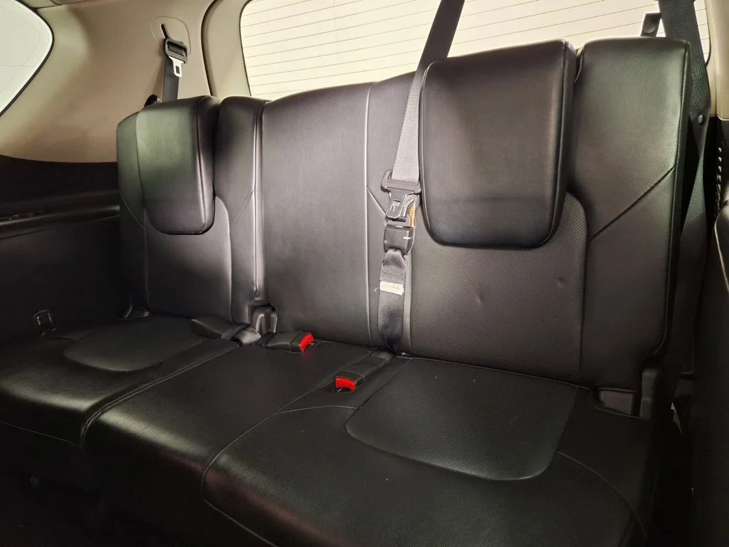 Used 2022 Blue Pearl Nissan SL image 11