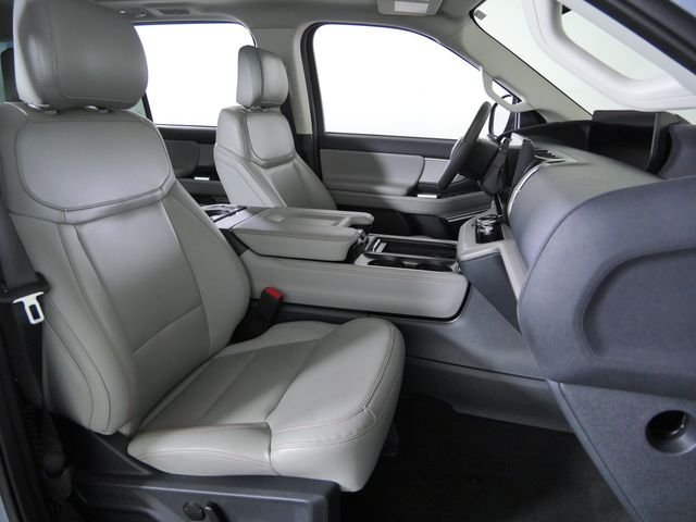 Certified Used 2025 Gray Ford Active image 13
