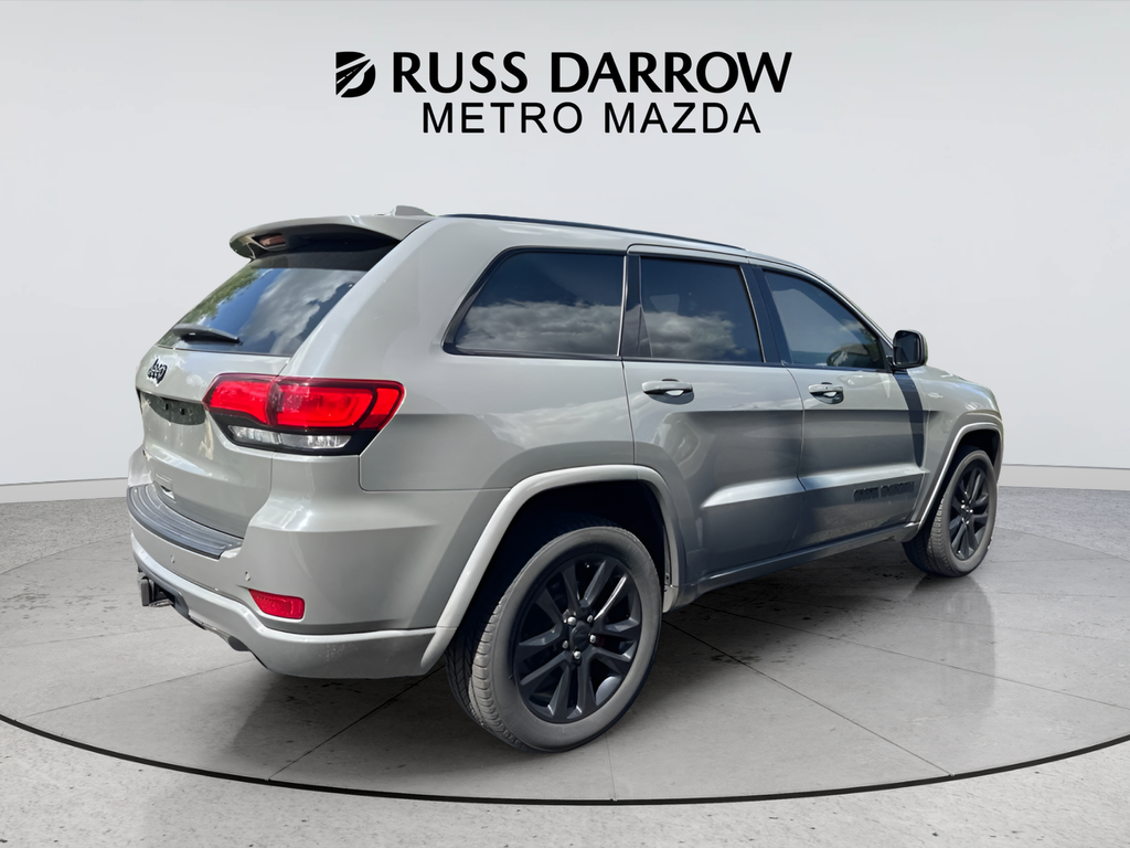 Used 2020 Gray Jeep Altitude image 5
