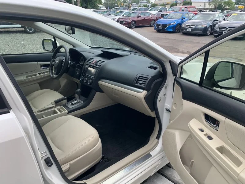 Used 2012 White Subaru 2.0i Sport Limited Wagon 4D image 40