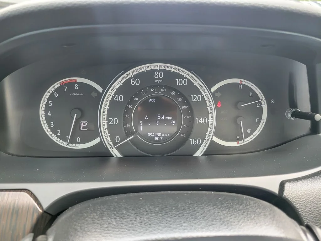 Used 2014 Black Honda Touring image 12