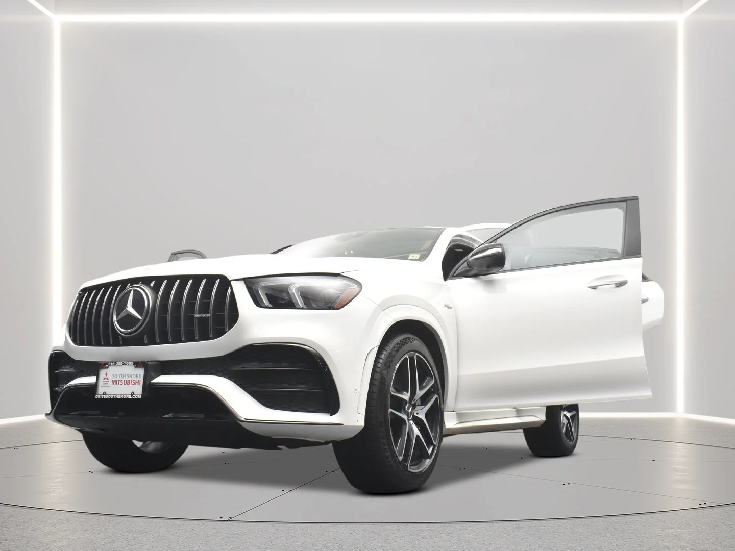 Used 2022 Polar White Mercedes-Benz AMG® GLE 53 image 2