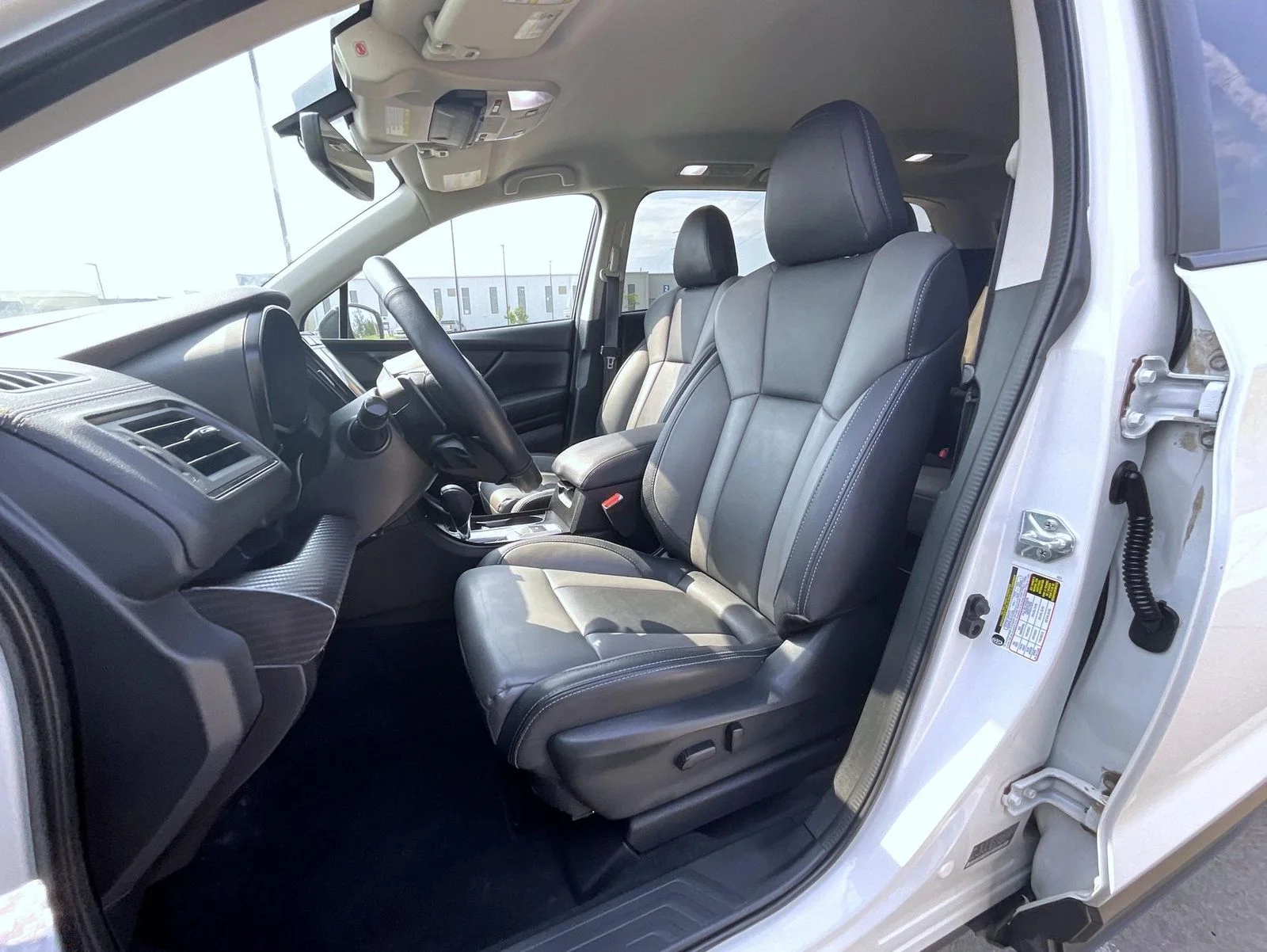 Used 2022 White Subaru Onyx Edition image 11