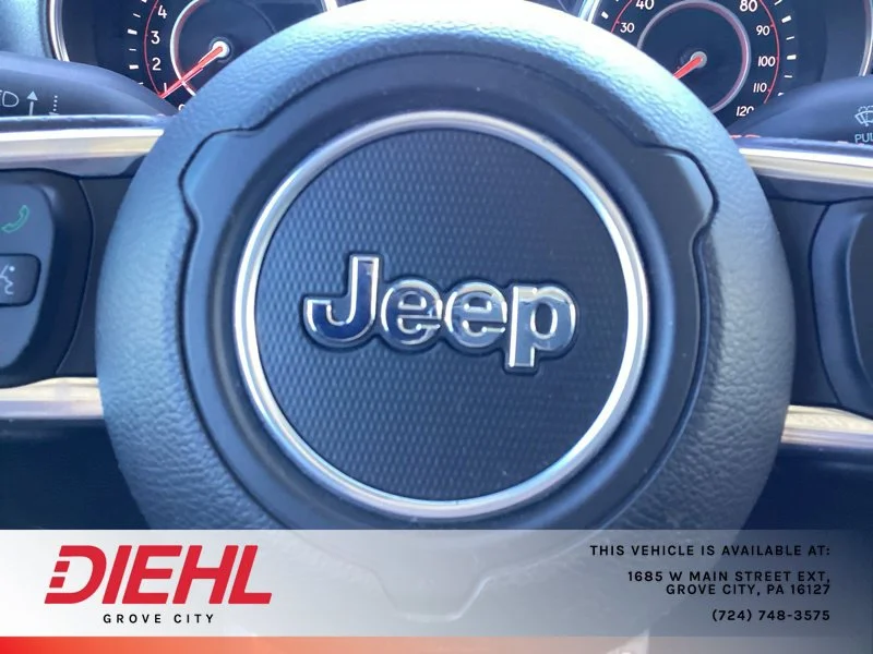 Used 2021 Black Jeep Mojave image 26