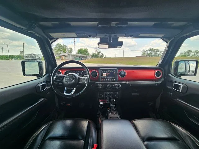 Used 2020 Gray Jeep Rubicon image 12